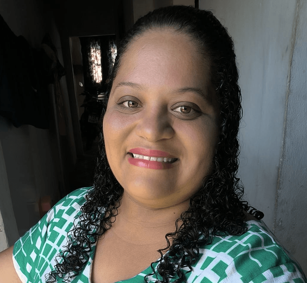 Lyvia Denyse Barbosa Alves